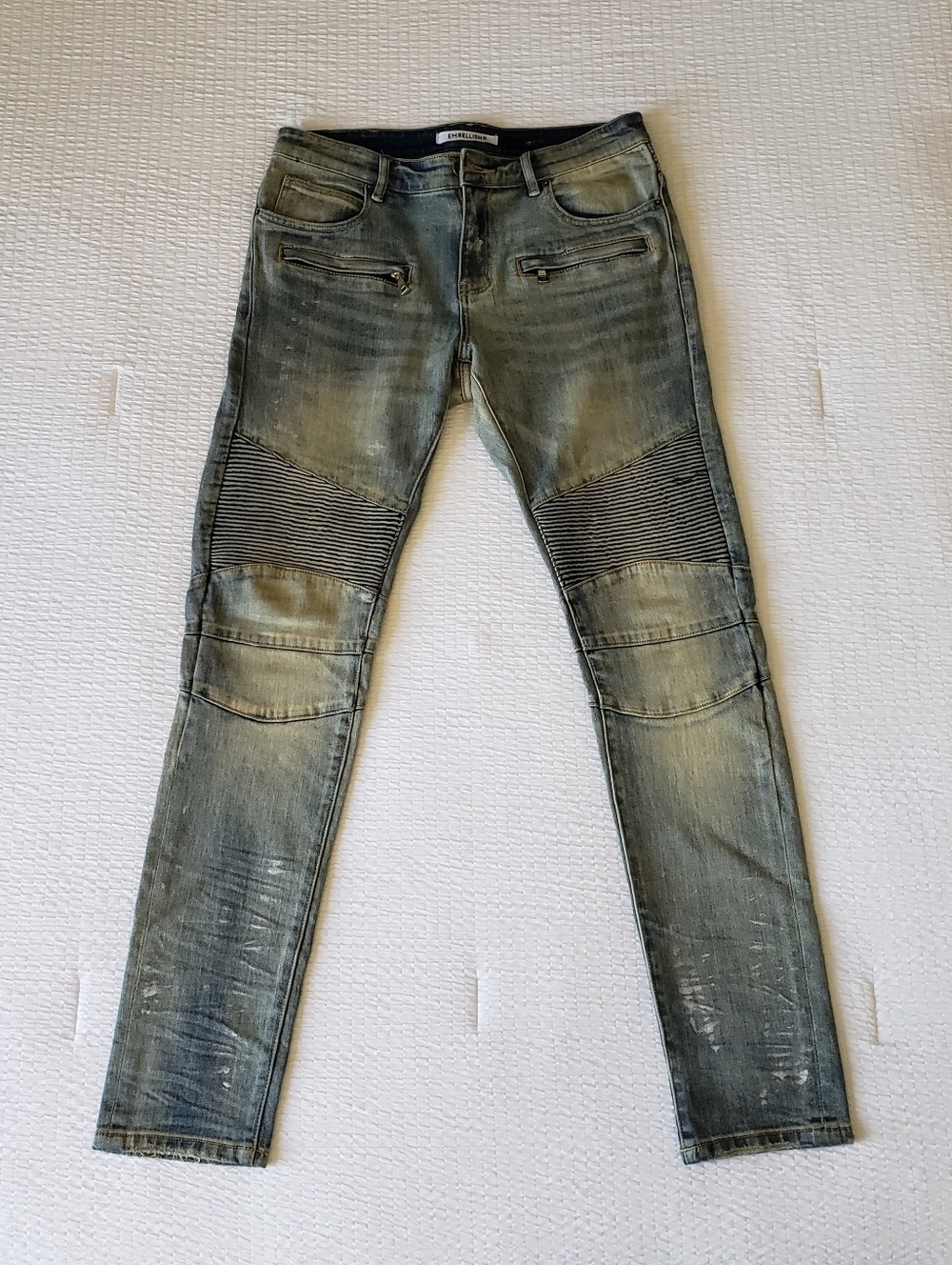 NWOT! EMBELLISH Men's 7-Pocket Tapered Yellow Wash Distressed Jeans (32x33) Blue